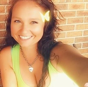 Meet your Posher, Allyson